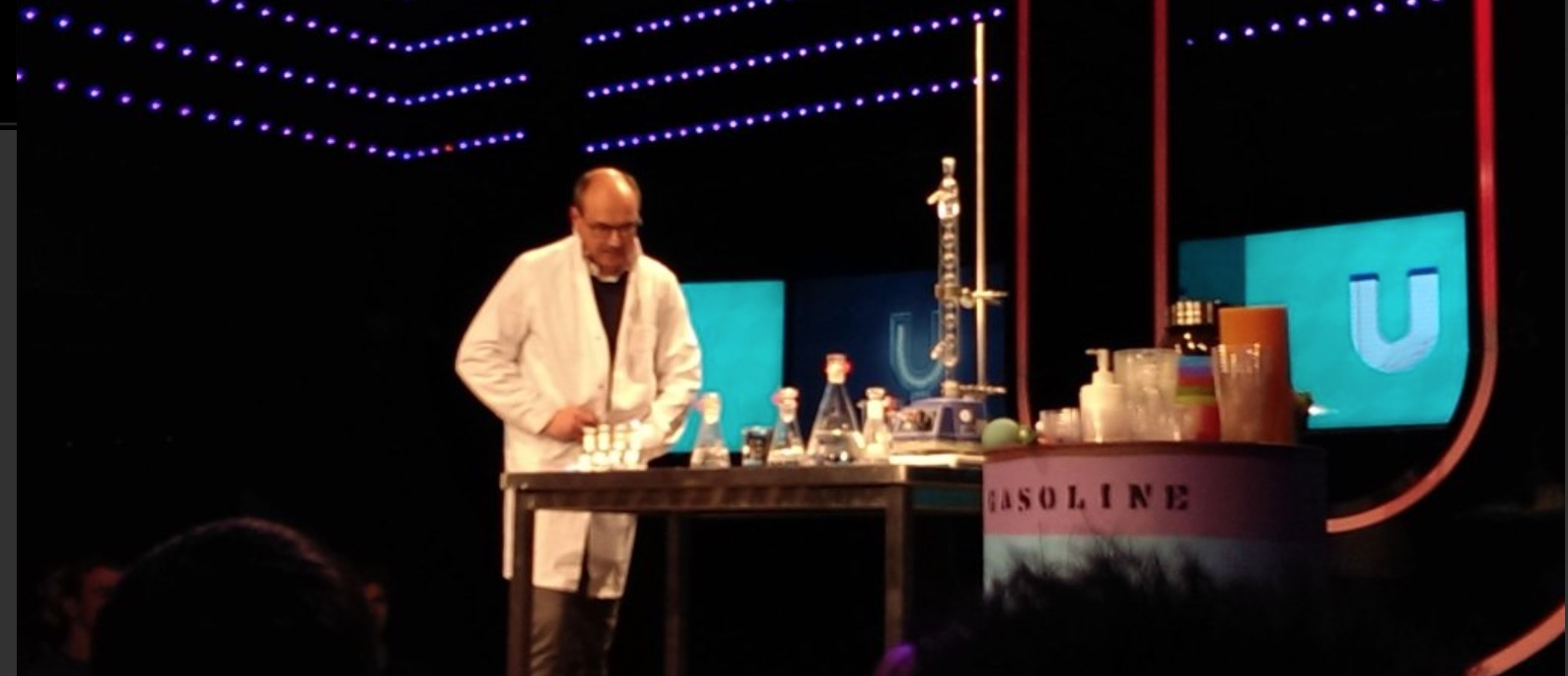 Bert Weckhuysen op het podium van de Universiteit van Nederland